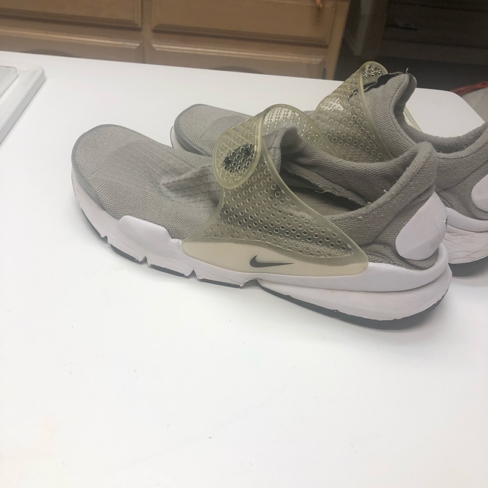 Nike Sock Dart Gray